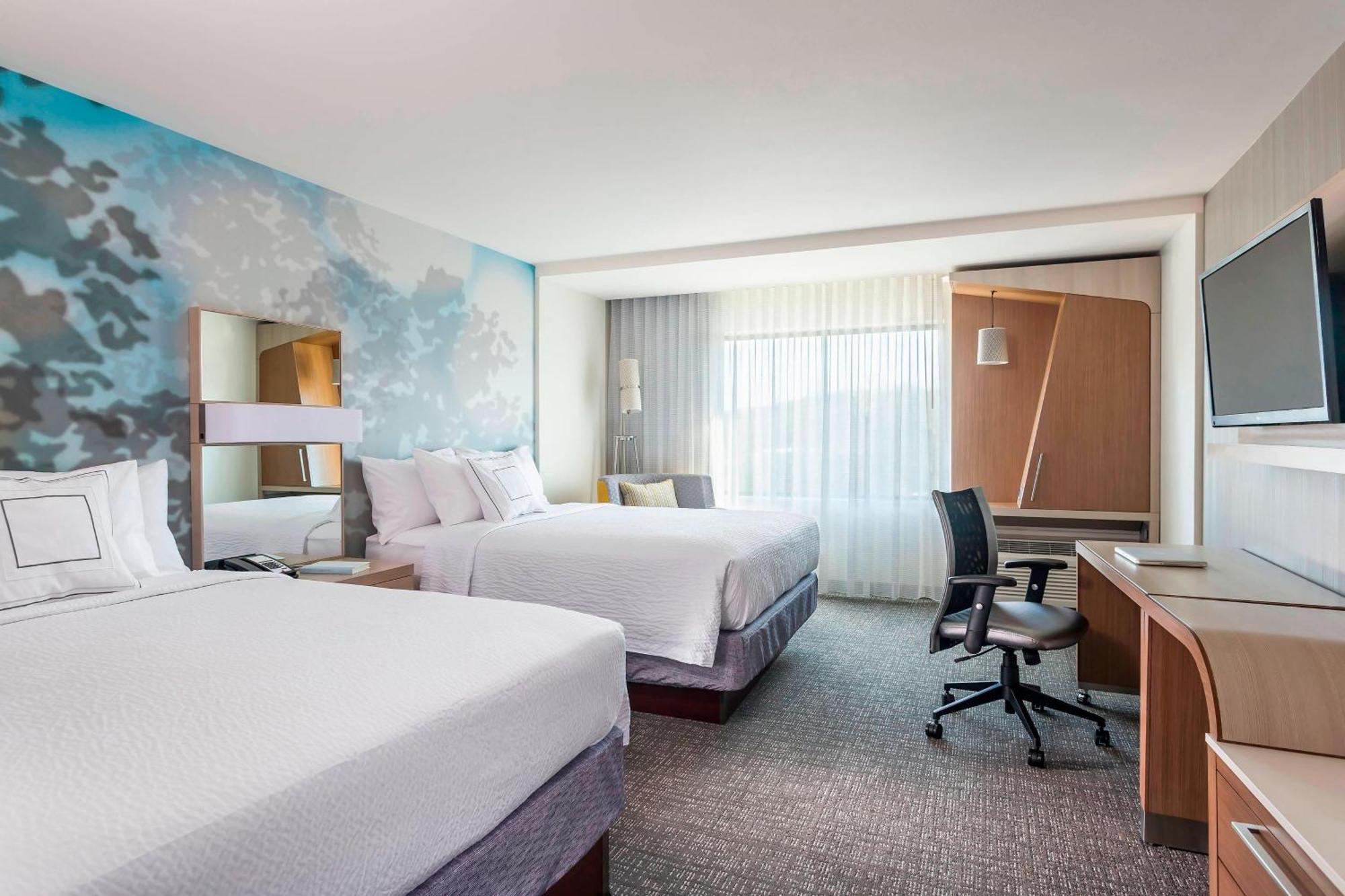 Courtyard By Marriott Stafford Quantico Hotel Triangle Exterior photo
